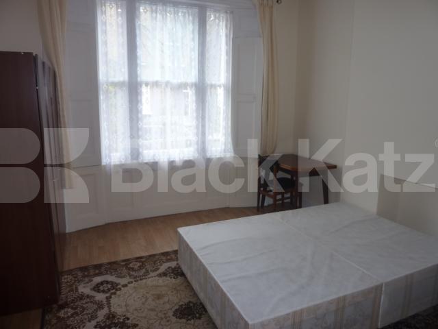 			CAMDEN GIRLS SCHOOL CATCHMENT!, 2 Bedroom, 1 bath, 1 reception Maisonette			 Patshull Road, Kentish Town